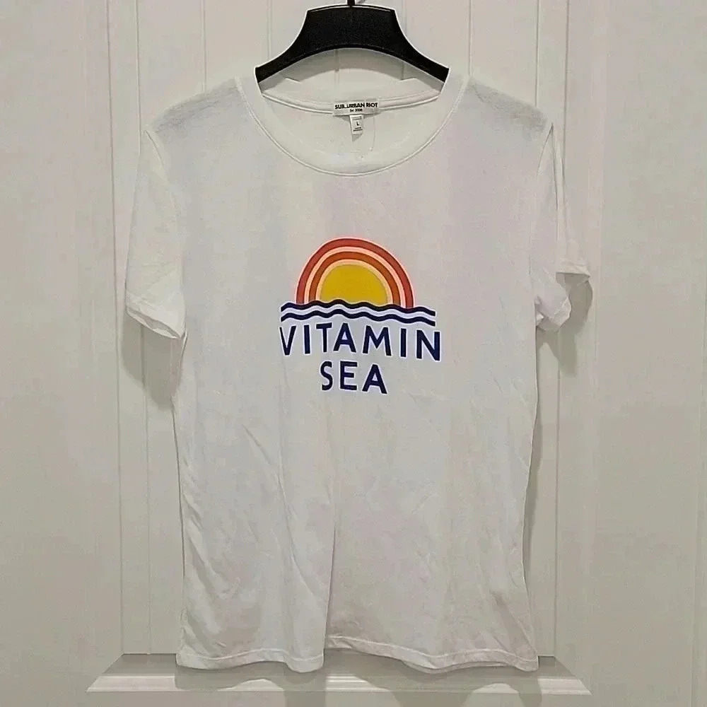 Vitamin Sea Tshirt Super Soft Size Large - Picture 6 of 6